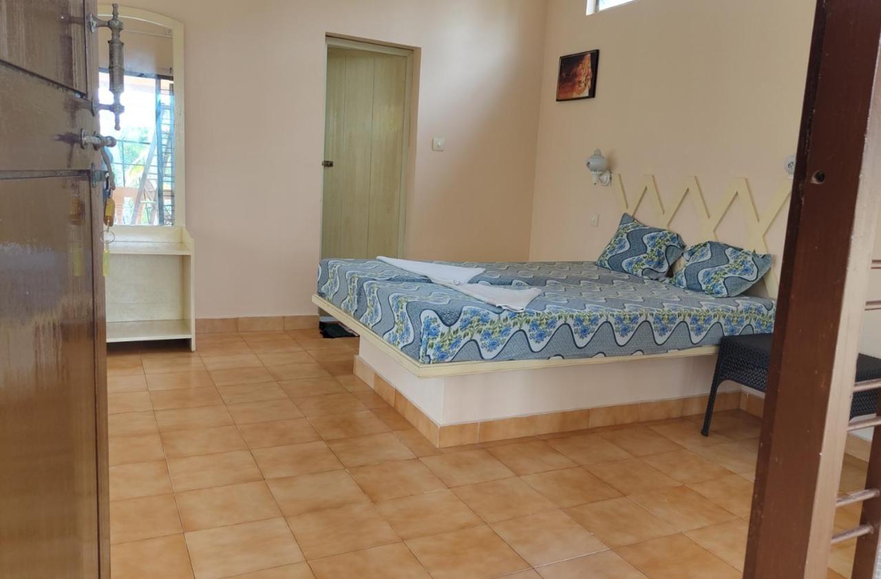 Hotel Greenland Thiruvananthapuram Dış mekan fotoğraf